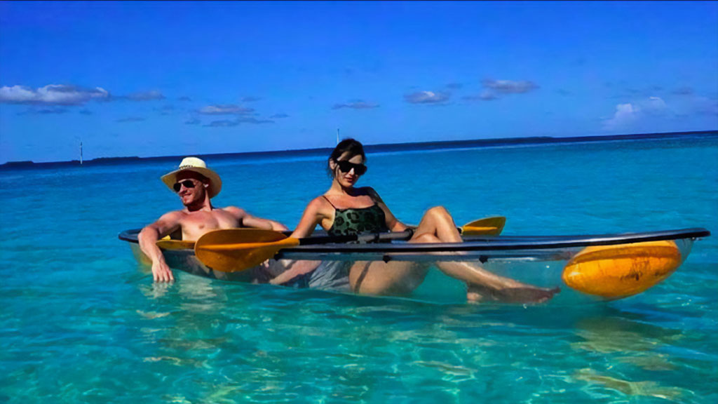 Kerem Bürsin e Hande Erçel alle Maldive